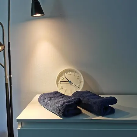 Comfortable Close To The Center And Sea