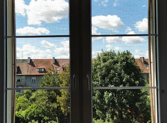 Comfortable Close To The Center And Sea *