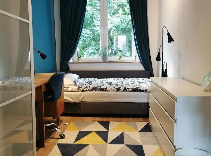 Comfortable Close To The Center And Sea Daire *